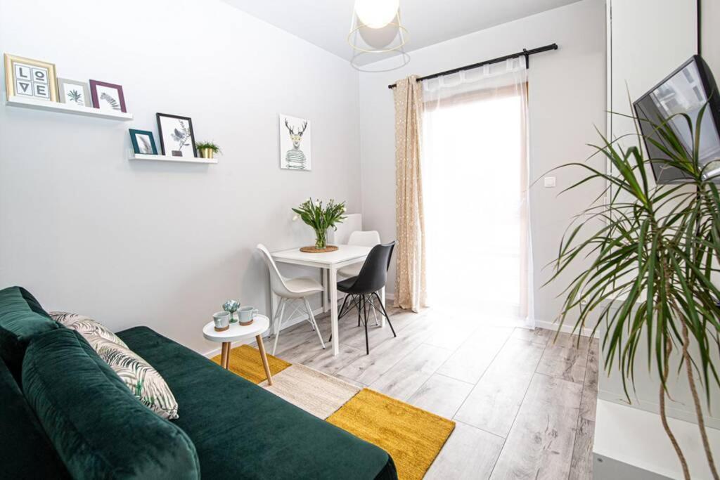 Apartament With Garden Bezplatny Parking !!! Krakow Exterior photo